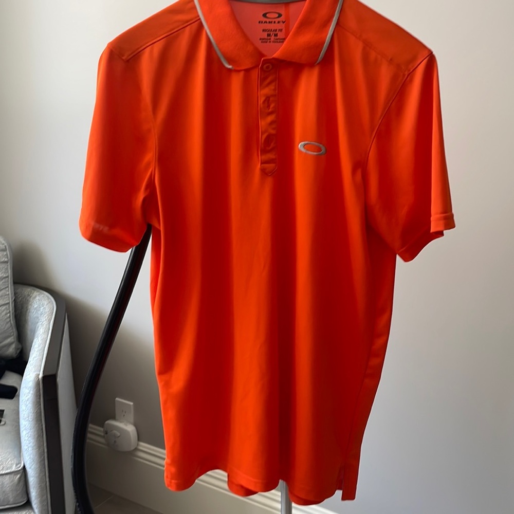 Oakley regular fit golf shirt